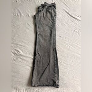 Arizona Jean Co Women’s Skinny/bootcut Gray Jeans Size 31x32. Used